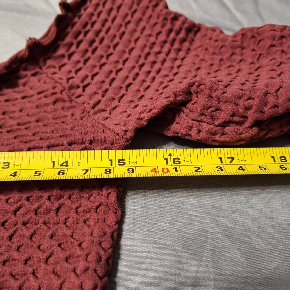 Free People Sz Medium Womens Red Textured Long Sleeve Crop Top - Picture 5 of 6